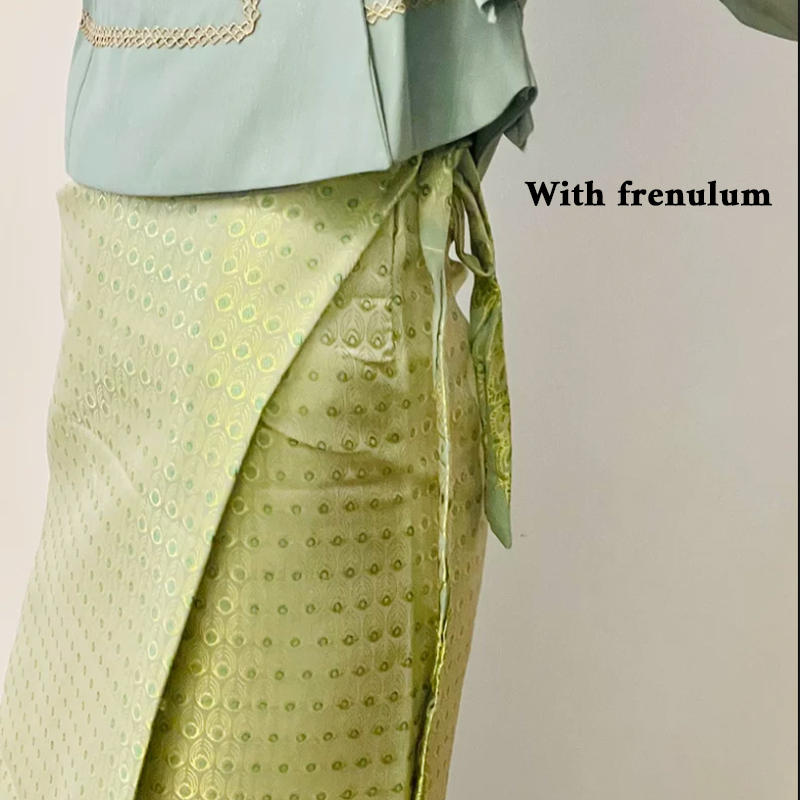 Malaysia Thailand National Lon - огляд і ціна Winter Clothing Malaysia